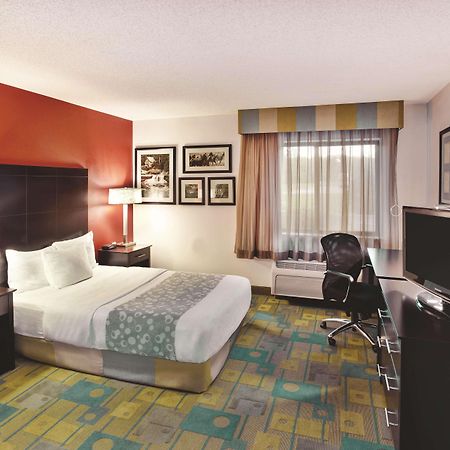 La Quinta By Wyndham Mansfield Oh Hotell Eksteriør bilde