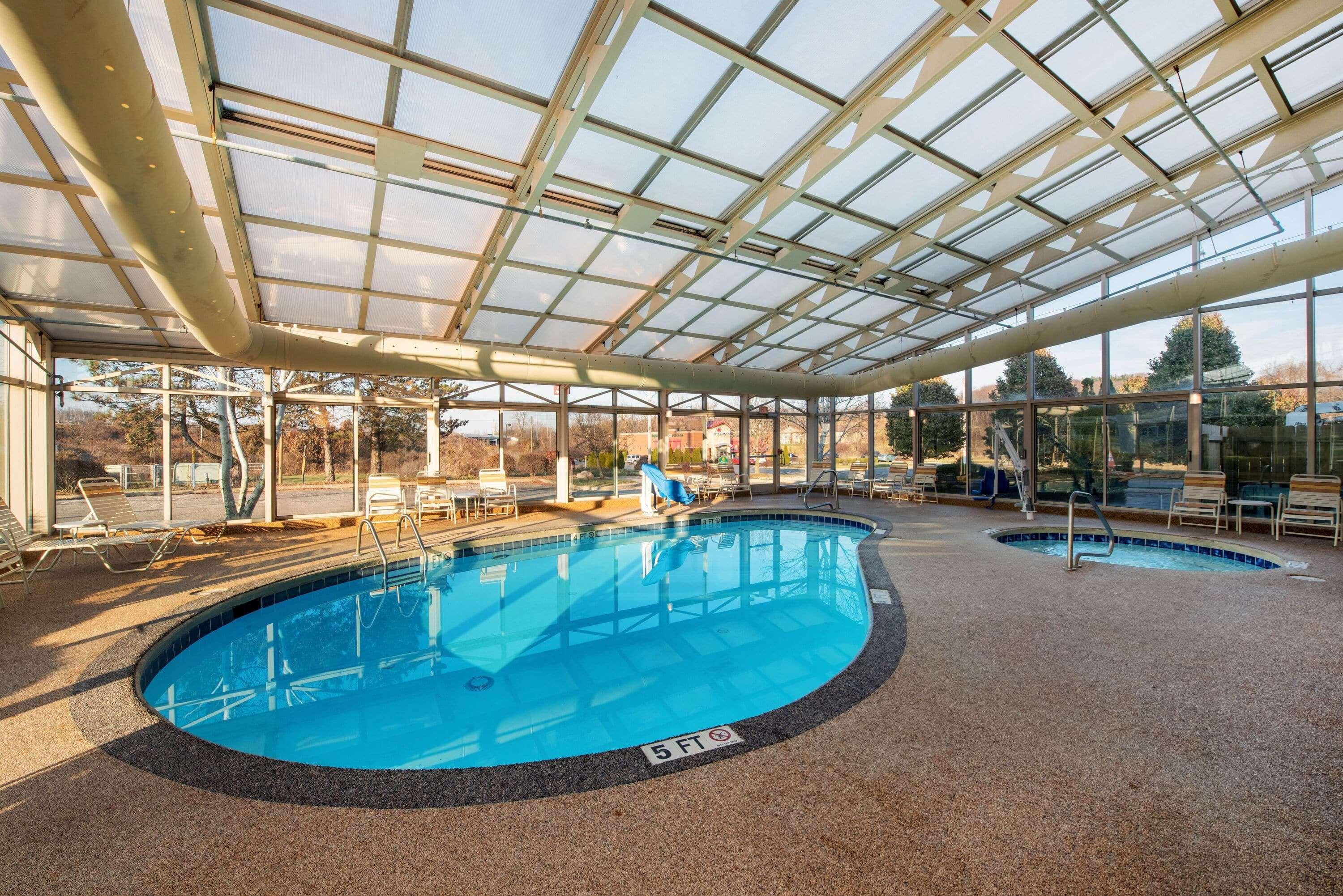 La Quinta By Wyndham Mansfield Oh Hotell Eksteriør bilde