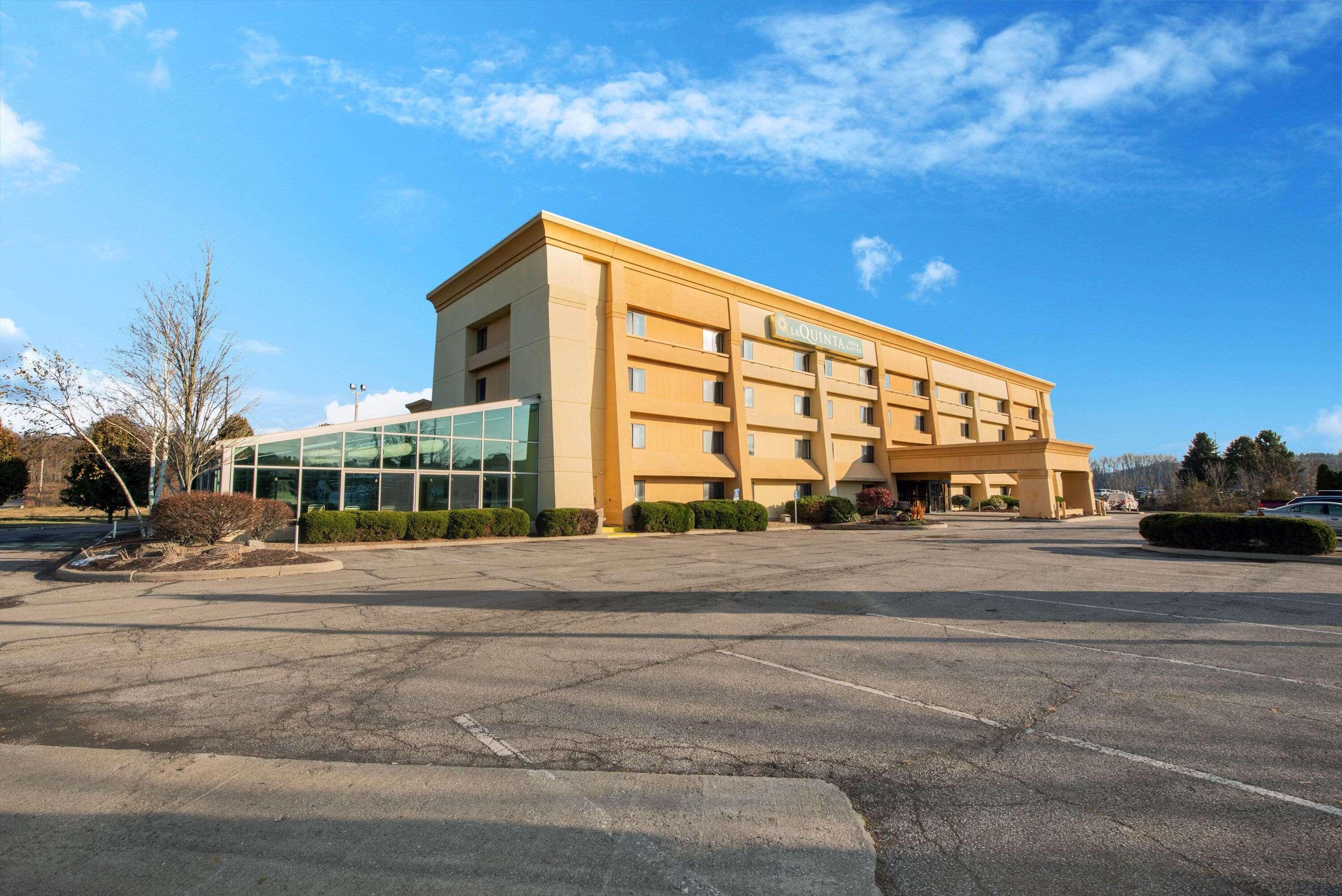 La Quinta By Wyndham Mansfield Oh Hotell Eksteriør bilde