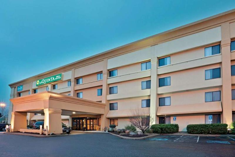 La Quinta By Wyndham Mansfield Oh Hotell Eksteriør bilde